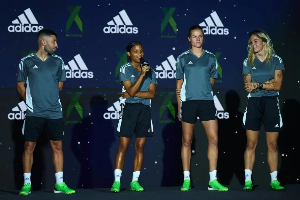 ADIDAS 2022